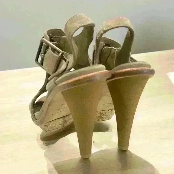 Burberry Olive Green Heeled Sandals - Picture 3 of 9